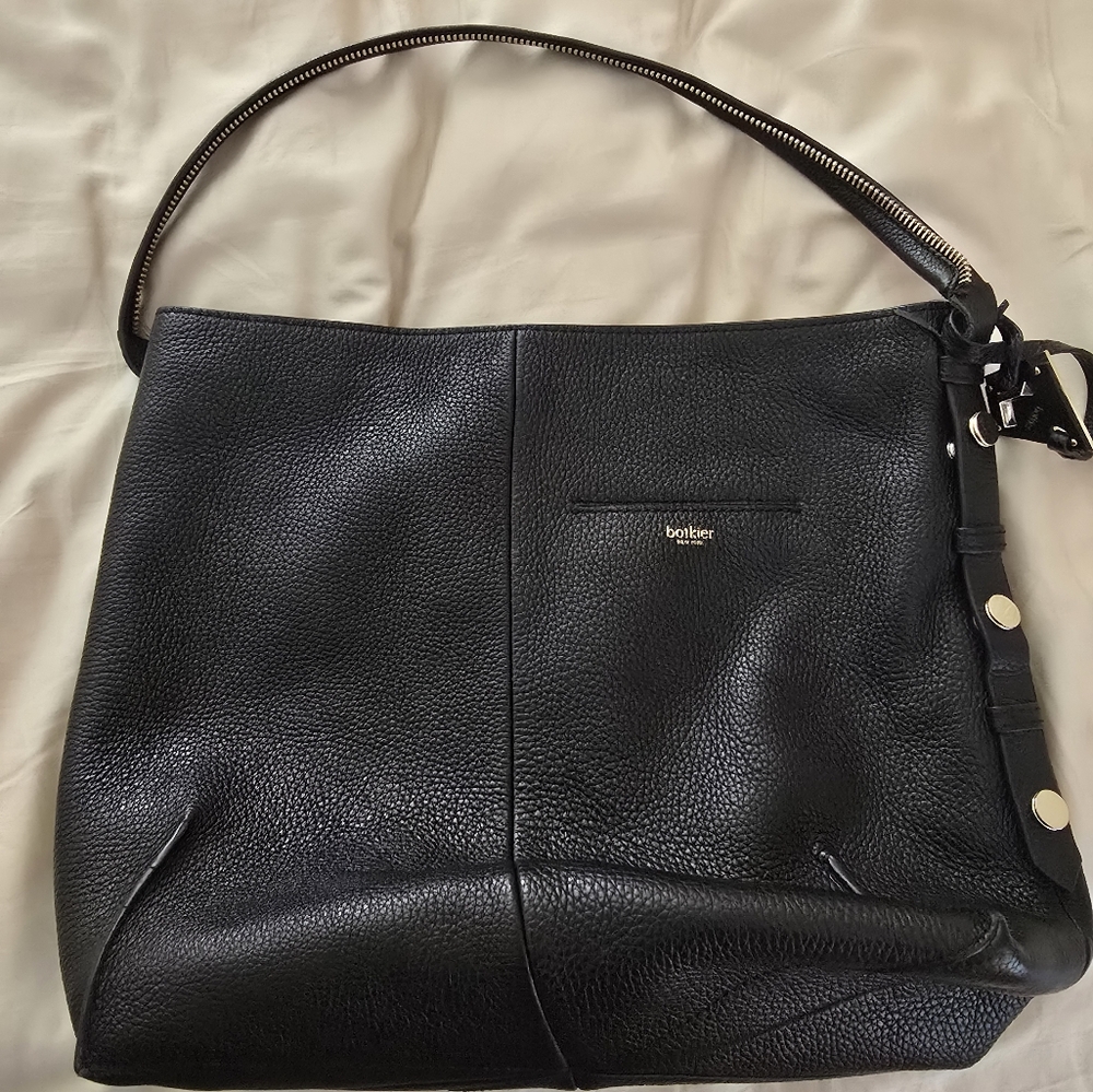 Botkier Soho Hobo black shoulder bag. Black pre owned see pictures
